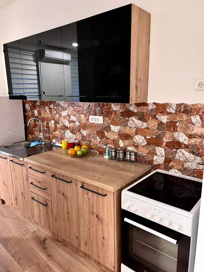 Hugolina Lux Daire