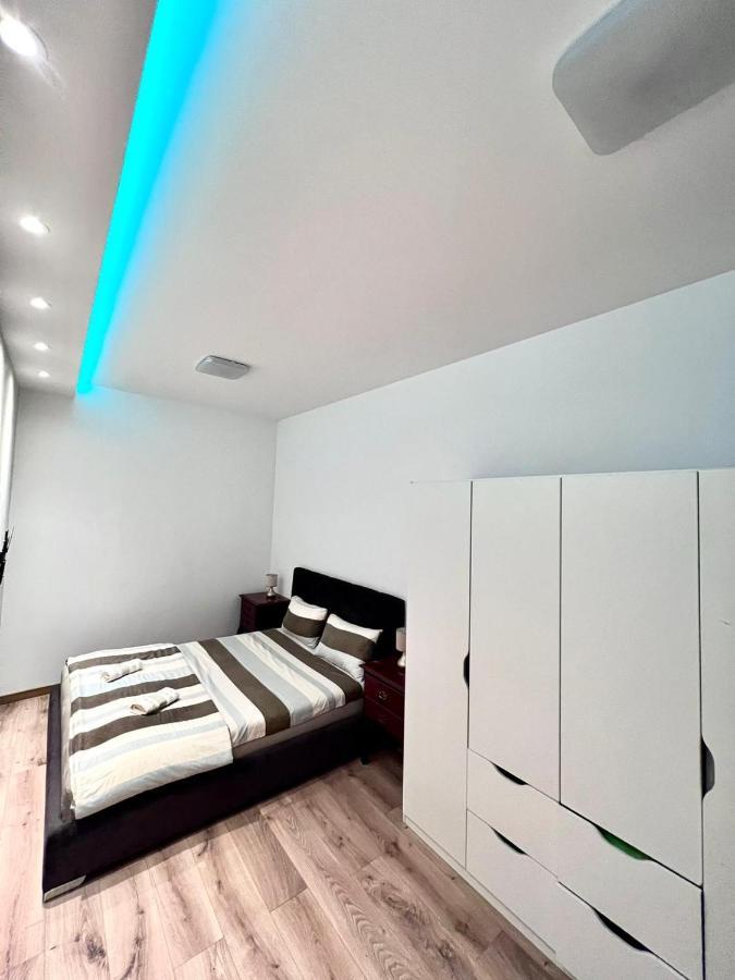 Hugolina Lux Daire Belgrad